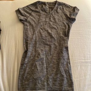 LULULEMON SWIFTLY SHORT SLEEVE TEE